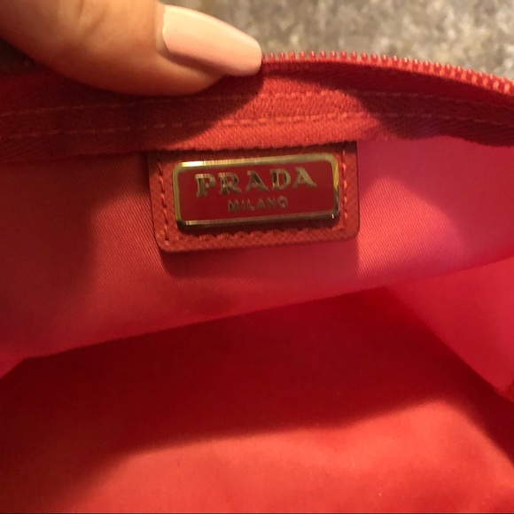 Authentic Prada makeup bag from outlet - Picture 13 of 15